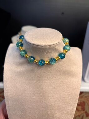Gold and Teal crackled and splattered gold streaks Bead bracelet - Women Jewelry